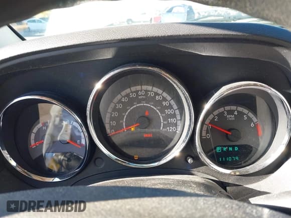 ✅ 2011 Dodge Caliber Mainstreet • VIN: 1B3CB3HA3BD209297 • Лот: 43572244. Опубликован ранее на IAAI с пробегом 111 079 миль. Бесплатный доступ к архиву аукционных продаж из США и подробный отчёт об истории автомобиля на DreamBid. Изображение 7.