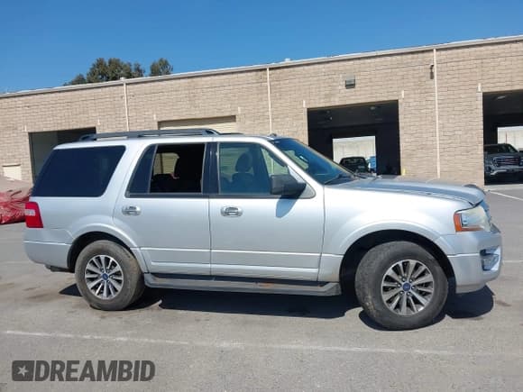 ✅ 2016 Ford Expedition XLT • VIN: 1FMJU1HT5GEF32043 • Лот: 42081761. Опубликован ранее на IAAI с пробегом 152 364 миль. Бесплатный доступ к архиву аукционных продаж из США и подробный отчёт об истории автомобиля на DreamBid. Изображение 12.
