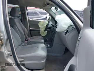 ✅ 2006 Chevrolet HHR LT • VIN: 3GNDA23P16S677943 • Lot: 42033766. Listed on IAAI with 165,853 mi. Free auction sales archive from the USA and detailed vehicle history report at DreamBid. Image 5.