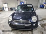 ✅ 2008 MINI Convertible • VIN: WMWRF33538TF67537 • Lot: 86498134. Wystawiony na Copart z przebiegiem 120 044 mil. Bezpłatny archiwum sprzedaży aukcyjnych z USA i szczegółowy raport historii pojazdu na DreamBid. Zdjęcie 5.