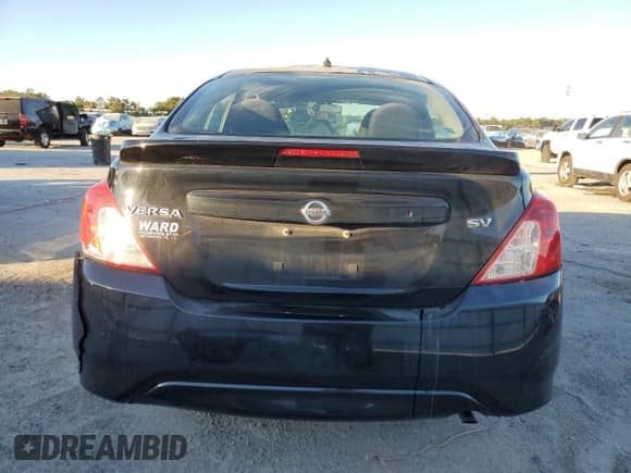 ✅ 2018 Nissan Versa SV • VIN: 3N1CN7AP9JL816621 • Lot: 91975145. Listed on Copart with 92,446 mi. Free auction sales archive from the USA and detailed vehicle history report at DreamBid. Image 6.