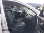 ✅ 2017 Kia Niro EX • VIN: KNDCC3LC8H5057038 • Lot: 43726573. Listed on IAAI with 97,673 mi. Free auction sales archive from the USA and detailed vehicle history report at DreamBid. Image 5.