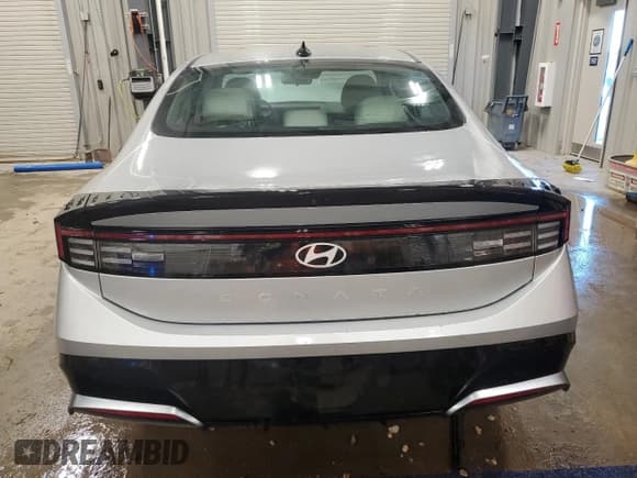 ✅ 2025 Hyundai Sonata SEL • VIN: KMHL64JA3SA471076 • Лот: 84807055. Опубликован ранее на Copart с пробегом 5 712 миль. Бесплатный доступ к архиву аукционных продаж из США и подробный отчёт об истории автомобиля на DreamBid. Изображение 6.