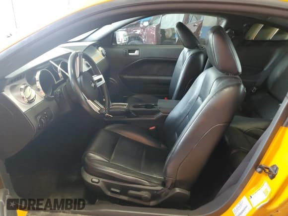 ✅ 2007 Ford Mustang Deluxe • VIN: 1ZVFT80N675202363 • Lot: 60509865. Listed on Copart with 139,238 mi. Free auction sales archive from the USA and detailed vehicle history report at DreamBid. Image 7.