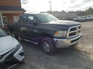 ✅ 2017 Ram 2500 Tradesman • VIN: 3C6UR5CL3HG529113 • Lot: 43653113. Wystawiony na IAAI z przebiegiem 118 799 mil. Bezpłatny archiwum sprzedaży aukcyjnych z USA i szczegółowy raport historii pojazdu na DreamBid. Zdjęcie 1.