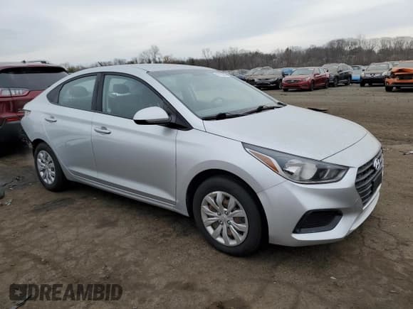 ✅ 2018 Hyundai Accent SE • VIN: 3KPC24A35JE018722 • Лот: 87733965. Опубликован ранее на Copart с пробегом 46 237 миль. Бесплатный доступ к архиву аукционных продаж из США и подробный отчёт об истории автомобиля на DreamBid. Изображение 4.