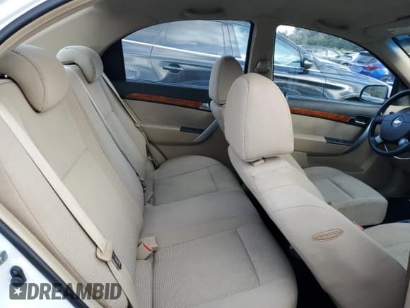 ✅ 2011 Chevrolet Aveo 1LT • VIN: KL1TD5DE4BB139356 • Lot: 46682295. Wystawiony na Copart z przebiegiem 96 752 mil. Bezpłatny archiwum sprzedaży aukcyjnych z USA i szczegółowy raport historii pojazdu na DreamBid. Zdjęcie 10.