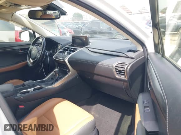 ✅ 2020 Lexus NX 300 • VIN: JTJGARBZ0L2176404 • Лот: 42043807. Опубликован ранее на IAAI с пробегом 96 783 миль. Бесплатный доступ к архиву аукционных продаж из США и подробный отчёт об истории автомобиля на DreamBid. Изображение 5.