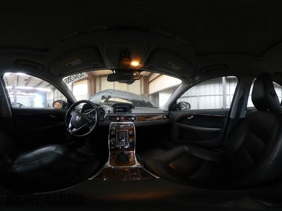 ✅ 2015 Volvo S80 T5 Drive-E Platinum • VIN: YV140MAD7F1183632 • Lot: 82647955. Wystawiony na Copart z przebiegiem 185 905 mil. Bezpłatny archiwum sprzedaży aukcyjnych z USA i szczegółowy raport historii pojazdu na DreamBid. Zdjęcie 14.