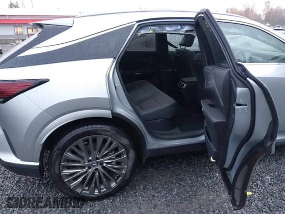 ✅ 2024 Lexus RX 350 Premium Plus • VIN: 2T2BAMCA9RC073206 • Lot: 43679898. Wystawiony na IAAI z przebiegiem 7 450 mil. Bezpłatny archiwum sprzedaży aukcyjnych z USA i szczegółowy raport historii pojazdu na DreamBid. Zdjęcie 8.