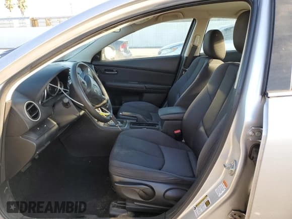 ✅ 2012 Mazda 6 i Sport • VIN: 1YVHZ8BHXC5M03317 • Лот: 70060125. Опубликован ранее на Copart с пробегом 159 648 миль. Бесплатный доступ к архиву аукционных продаж из США и подробный отчёт об истории автомобиля на DreamBid. Изображение 7.