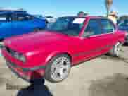 1989 BMW 3 Series 325i with VIN WBAAD230XK8847917, listed as a IAAI auction lot 41783562 with 196,122 mi miles and . Bid and sale history available at DreamBid. Image 2.