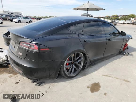 ✅ 2024 Tesla Model S Plaid • VIN: 5YJSA1E60RF539614 • Lot: 86287055. Wystawiony na Copart z przebiegiem Nie podano. Bezpłatny archiwum sprzedaży aukcyjnych z USA i szczegółowy raport historii pojazdu na DreamBid. Zdjęcie 3.