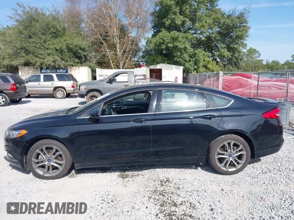 ✅ 2017 Ford Fusion SE • VIN: 3FA6P0HD8HR391977 • Lot: 43726171. Listed on IAAI with 179,806 mi. Free auction sales archive from the USA and detailed vehicle history report at DreamBid. Image 14.
