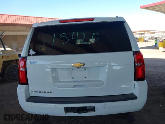 ✅ 2016 Chevrolet Suburban LT • VIN: 1GNSCHKC8GR465273 • Lot: 43622891. Wystawiony na IAAI z przebiegiem 177 835 mil. Bezpłatny archiwum sprzedaży aukcyjnych z USA i szczegółowy raport historii pojazdu na DreamBid. Zdjęcie 16.