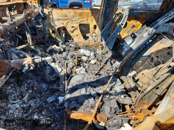 ✅ 2022 Chevrolet Silverado 2500HD High Country • VIN: 1GC4YREY4NF234854 • Лот: 69729215. Опубликован ранее на Copart с пробегом Не указан. Бесплатный доступ к архиву аукционных продаж из США и подробный отчёт об истории автомобиля на DreamBid. Изображение 7.