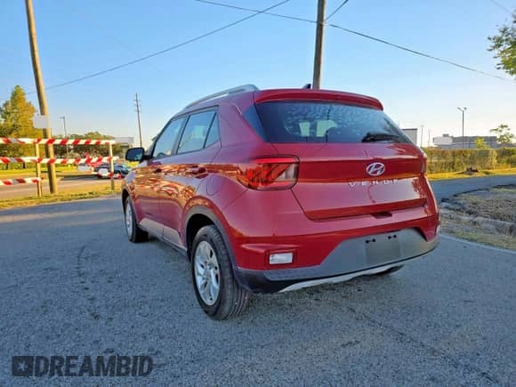 2020 Hyundai Venue SEL z VIN KMHRC8A39LU018916, wystawiony jako Copart lot #91717435 z przebiegiem 37 945 mil mil oraz Czysty tytuł • Clean title. Historia ofert i sprzedaży dostępna na DreamBid. Obrazek 3.