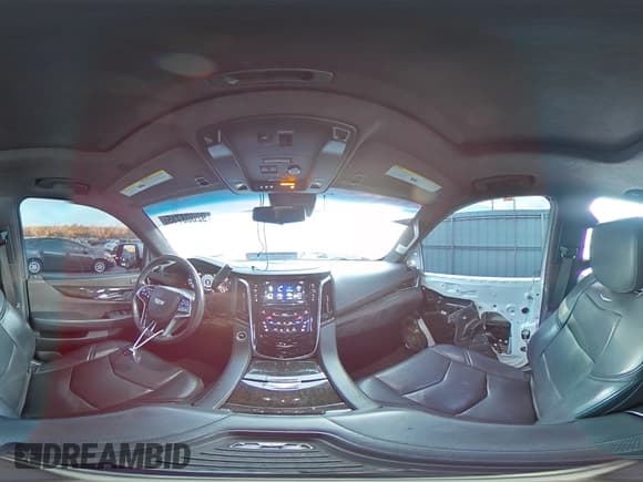 ✅ 2018 Cadillac Escalade Platinum • VIN: 1GYS4DKJ9JR218391 • Lot: 92008715. Listed on Copart with 82,751 mi. Free auction sales archive from the USA and detailed vehicle history report at DreamBid. Image 16.