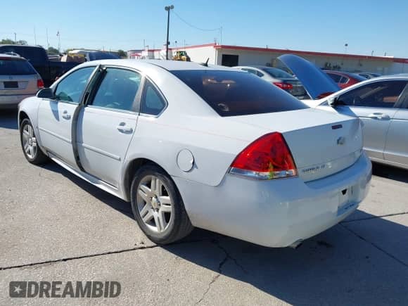 2013 Chevrolet Impala LT with VIN 2G1WG5E39D1109078, listed as a IAAI auction lot 43492141 with 188,261 mi miles and . Bid and sale history available at DreamBid. Image 3.