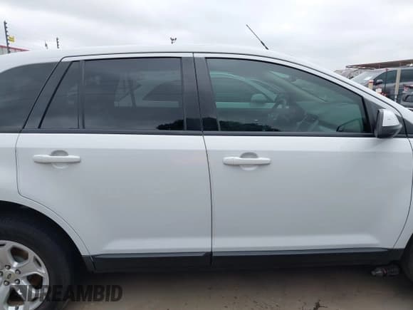 ✅ 2014 Ford Edge SEL • VIN: 2FMDK3JC9EBB54536 • Lot: 41867367. Listed on IAAI with 127,929 mi. Free auction sales archive from the USA and detailed vehicle history report at DreamBid. Image 13.
