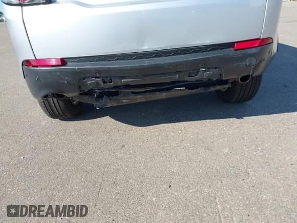 ✅ 2017 Land Rover Discovery Sport HSE • VIN: SALCR2BG2HH661169 • Lot: 43269736. Listed on IAAI with 75,144 mi. Free auction sales archive from the USA and detailed vehicle history report at DreamBid. Image 6.