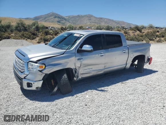 ✅ 2017 Toyota Tundra Limited • VIN: 5TFHW5F14HX658163 • Lot: 64865945. Listed on Copart with 127,650 mi. Free auction sales archive from the USA and detailed vehicle history report at DreamBid. Image 1.