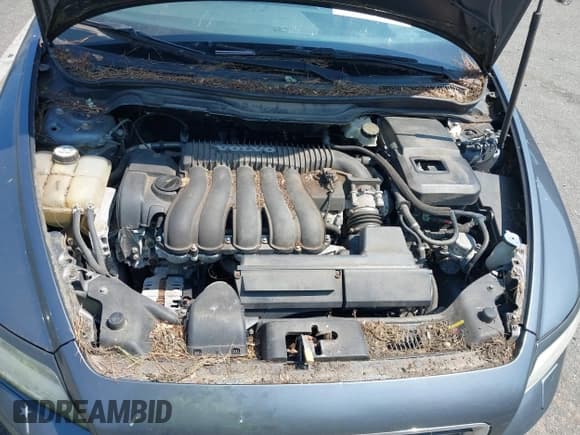 ✅ 2010 Volvo V50 • VIN: YV1390MW3A2527032 • Лот: 42801610. Опубликован ранее на IAAI с пробегом 167 568 миль. Бесплатный доступ к архиву аукционных продаж из США и подробный отчёт об истории автомобиля на DreamBid. Изображение 10.