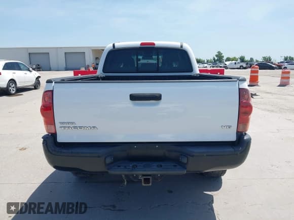 ✅ 2014 Toyota Tacoma • VIN: 5TFMU4FN9EX025557 • Lot: 42778329. Wystawiony na IAAI z przebiegiem 214 363 mil. Bezpłatny archiwum sprzedaży aukcyjnych z USA i szczegółowy raport historii pojazdu na DreamBid. Zdjęcie 16.