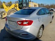 ✅ 2016 Chevrolet Cruze LS • VIN: 1G1BC5SM4G7287592 • Lot: 51396911. Listed on Copart with 43,725 mi. Free auction sales archive from the USA and detailed vehicle history report at DreamBid. Image 4.