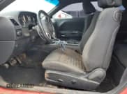 ✅ 2013 Dodge Challenger Rallye Redline • VIN: 2C3CDYAG8DH549043 • Lot: 87609175. Wystawiony na Copart z przebiegiem 136 607 mil. Bezpłatny archiwum sprzedaży aukcyjnych z USA i szczegółowy raport historii pojazdu na DreamBid. Zdjęcie 7.