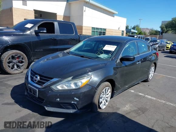 ✅ 2016 Nissan Altima SR • VIN: 1N4AL3AP1GC233697 • Lot: 43435513. Listed on IAAI with 241,036 mi. Free auction sales archive from the USA and detailed vehicle history report at DreamBid. Image 2.