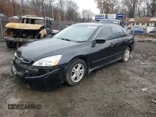 ✅ 2003 Honda Accord LX • VIN: 1HGCM56363A055293 • Lot: 92881065. Listed on Copart with 175,735 mi. Free auction sales archive from the USA and detailed vehicle history report at DreamBid. Image 1.
