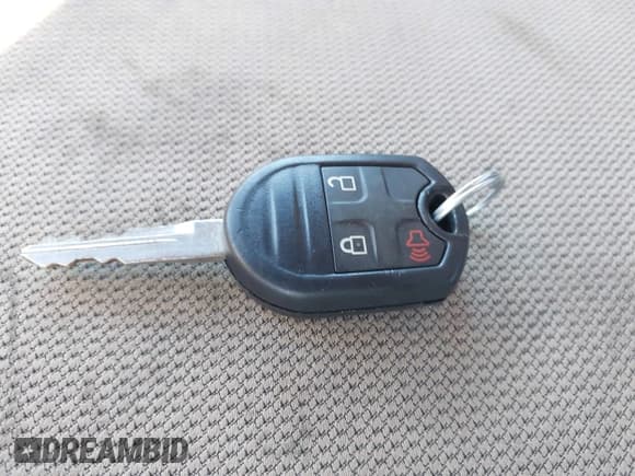 ✅ 2011 Ford F-150 XL • VIN: 1FTMF1CM6BKD82255 • Lot: 43718718. Listed on IAAI with Not provided. Free auction sales archive from the USA and detailed vehicle history report at DreamBid. Image 11.