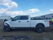 ✅ 2019 Ford F-250 XL • VIN: 1FT7W2B65KED16493 • Lot: 42415773. Listed on IAAI with 143,698 mi. Free auction sales archive from the USA and detailed vehicle history report at DreamBid. Image 15.