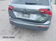 ✅ 2024 Volkswagen Tiguan SE • VIN: 3VV3B7AX8RM134486 • Lot: 42095457. Listed on IAAI with 21,295 mi. Free auction sales archive from the USA and detailed vehicle history report at DreamBid. Image 6.