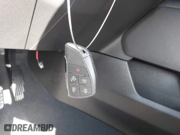 ✅ 2025 GMC Sierra 1500 AT4 • VIN: 3GTUUEEL0SG224051 • Лот: 43220797. Опубликован ранее на IAAI с пробегом 20 274 миль. Бесплатный доступ к архиву аукционных продаж из США и подробный отчёт об истории автомобиля на DreamBid. Изображение 11.