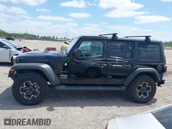 ✅ 2020 Jeep Wrangler Unlimited Sport • VIN: 1C4HJXDG1LW201374 • Lot: 42160354. Listed on IAAI with 46,539 mi. Free auction sales archive from the USA and detailed vehicle history report at DreamBid. Image 15.