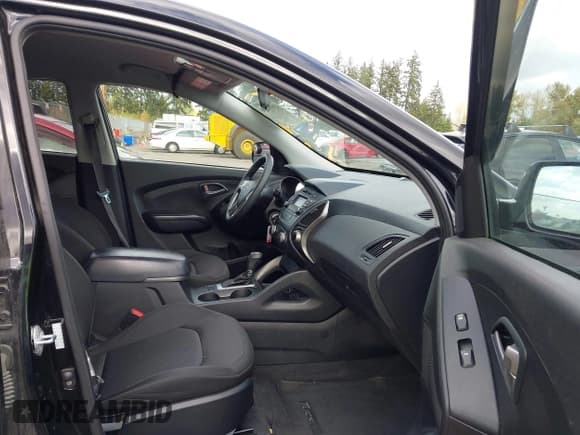 ✅ 2015 Hyundai Tucson GLS • VIN: KM8JT3AF1FU100007 • Лот: 43559429. Опубликован ранее на IAAI с пробегом 220 601 миль. Бесплатный доступ к архиву аукционных продаж из США и подробный отчёт об истории автомобиля на DreamBid. Изображение 5.