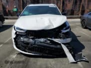 ✅ 2024 Chrysler Pacifica Hybrid Select • VIN: 2C4RC1S70RR200152 • Lot: 68369575. Wystawiony na Copart z przebiegiem 5 201 mil. Bezpłatny archiwum sprzedaży aukcyjnych z USA i szczegółowy raport historii pojazdu na DreamBid. Zdjęcie 5.