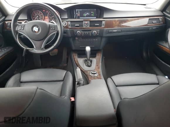 2011 BMW 3 Series 335i xDrive с VIN WBAPL5C53BA919852, выставлен на аукционе Copart как лот 90932905 с пробегом 153 467 миль миль и Чистый • Clean title. История ставок и продаж доступна на DreamBid. Изображение 8.