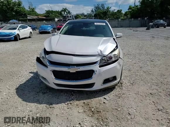 2015 Chevrolet Malibu LT z VIN 1G11D5SL8FF294243, wystawiony jako Copart lot #85724355 z przebiegiem 52 447 mil mil oraz Szkoda całkowita • Salvage title. Historia ofert i sprzedaży dostępna na DreamBid. Obrazek 13.