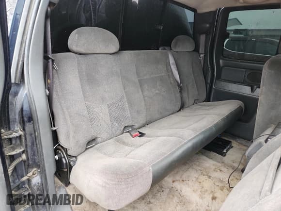 ✅ 2006 Chevrolet Silverado 2500HD Work Truck • VIN: 1GCHK29U46E171912 • Lot: 61402835. Wystawiony na Copart z przebiegiem Nie podano. Bezpłatny archiwum sprzedaży aukcyjnych z USA i szczegółowy raport historii pojazdu na DreamBid. Zdjęcie 10.