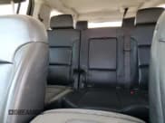 ✅ 2015 Chevrolet Suburban LT • VIN: 1GNSKJKC8FR208526 • Lot: 78308974. Wystawiony na Copart z przebiegiem 101 125 mil. Bezpłatny archiwum sprzedaży aukcyjnych z USA i szczegółowy raport historii pojazdu na DreamBid. Zdjęcie 10.