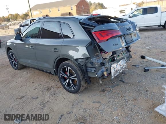 ✅ 2025 Audi Q5 S line Premium Plus • VIN: WA1EAAFY6S2052434 • Лот: 43699630. Опубликован ранее на IAAI с пробегом 13 687 миль. Бесплатный доступ к архиву аукционных продаж из США и подробный отчёт об истории автомобиля на DreamBid. Изображение 3.