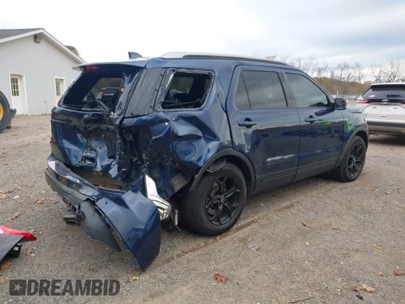 ✅ 2016 Ford Explorer XLT • VIN: 1FM5K8D89GGB68781 • Lot: 43620074. Listed on IAAI with 132,137 mi. Free auction sales archive from the USA and detailed vehicle history report at DreamBid. Image 4.