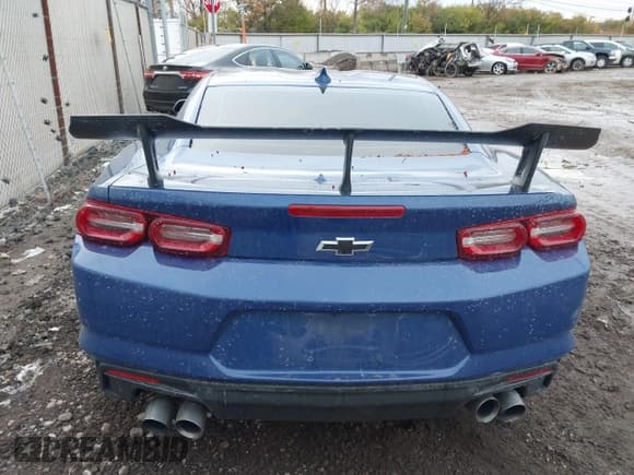 ✅ 2021 Chevrolet Camaro LT1 • VIN: 1G1FF1R79M0101759 • Lot: 43662703. Listed on IAAI with 83,220 mi. Free auction sales archive from the USA and detailed vehicle history report at DreamBid. Image 16.