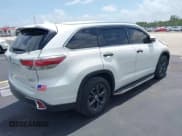 ✅ 2014 Toyota Highlander XLE • VIN: 5TDKKRFH0ES018359 • Lot: 42717712. Listed on IAAI with 92,254 mi. Free auction sales archive from the USA and detailed vehicle history report at DreamBid. Image 4.