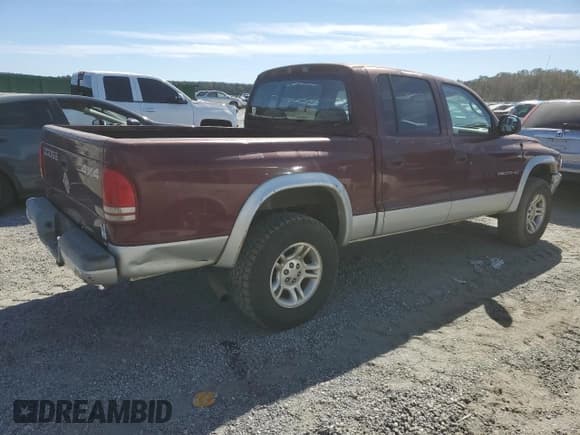 ✅ 2002 Dodge Dakota SLT • VIN: 1B7HG48N92S638583 • Lot: 76678294. Wystawiony na Copart z przebiegiem 217 768 mil. Bezpłatny archiwum sprzedaży aukcyjnych z USA i szczegółowy raport historii pojazdu na DreamBid. Zdjęcie 3.
