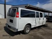 ✅ 2017 Chevrolet Express Passenger LT • VIN: 1GAZGPFG2H1338823 • Лот: 80918705. Опубликован ранее на Copart с пробегом Не указан. Бесплатный доступ к архиву аукционных продаж из США и подробный отчёт об истории автомобиля на DreamBid. Изображение 3.