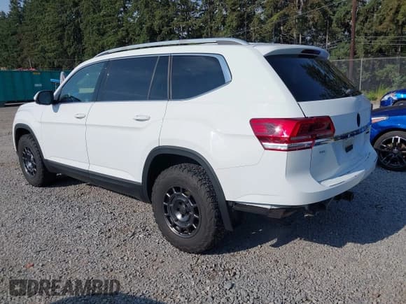 ✅ 2019 Volkswagen Atlas SEL Premium • VIN: 1V2NR2CA0KC598490 • Лот: 42878559. Опубликован ранее на IAAI с пробегом 98 470 миль. Бесплатный доступ к архиву аукционных продаж из США и подробный отчёт об истории автомобиля на DreamBid. Изображение 3.